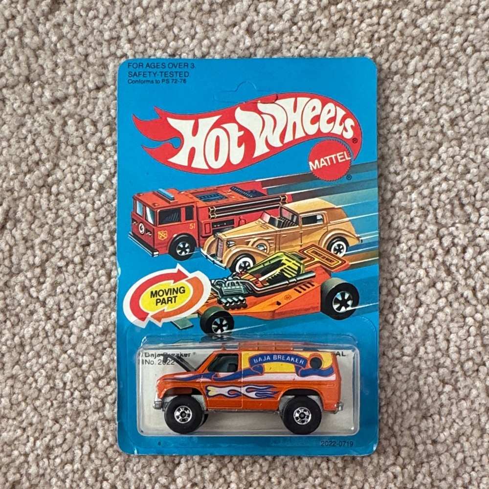 Hot Wheels Baja Breaker 1977 Diecast – New in Package – #2022